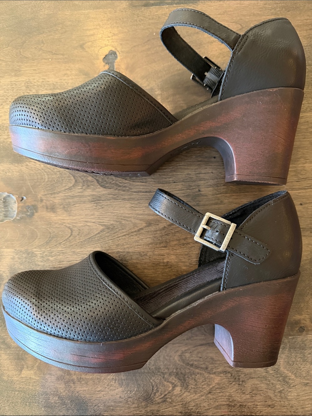 NWOT b.o.c. Born Concept Gia Clogs Black Mary Jane Style Clogs - Size 8 - Picture 5 of 8